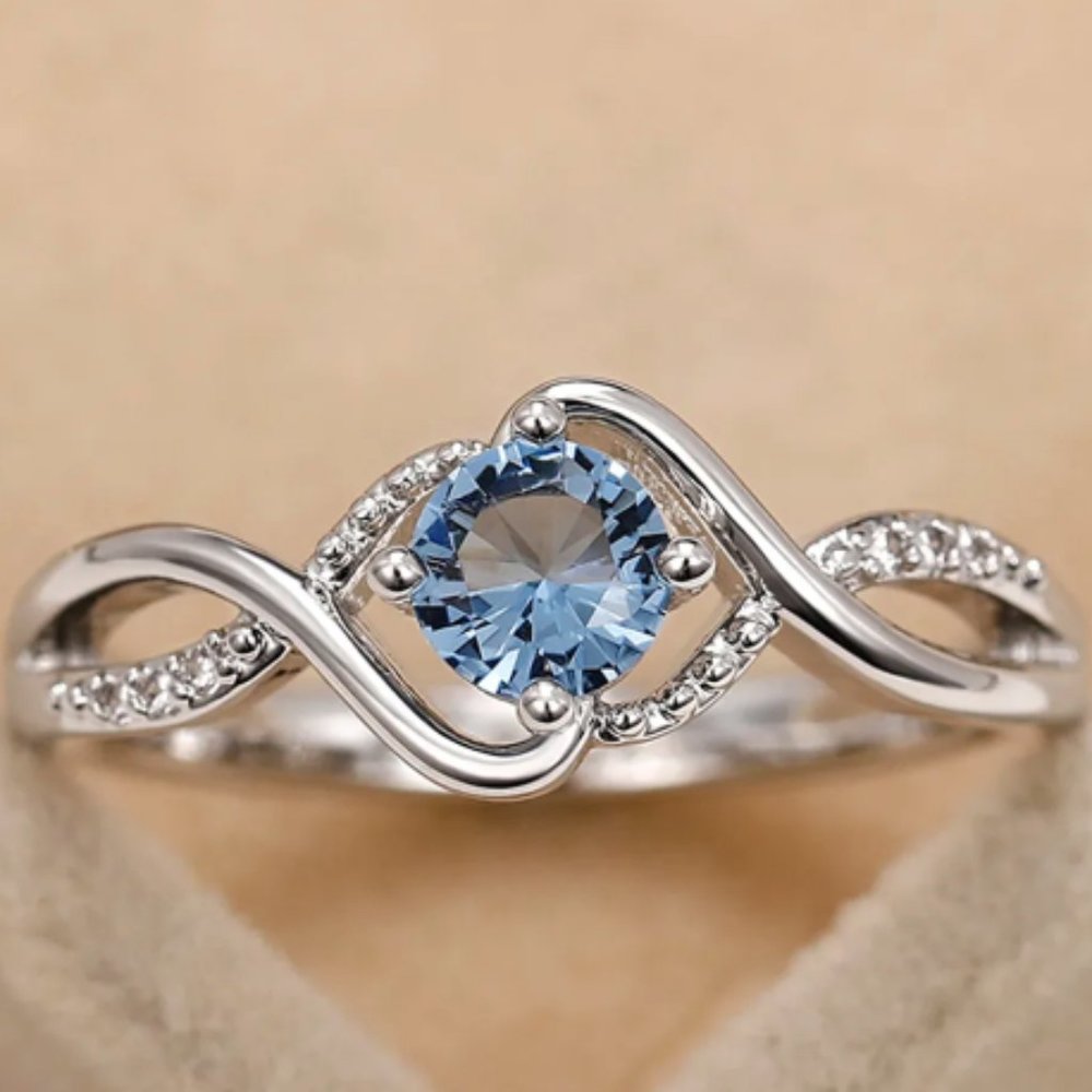 Modern Design Women's Wedding Ring - Charming Blue Cubic Zirconia High-Quality